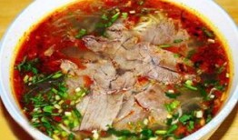 飞哥爆料牛肉汤视频,牛肉汤背后的秘密，让你一尝难忘！